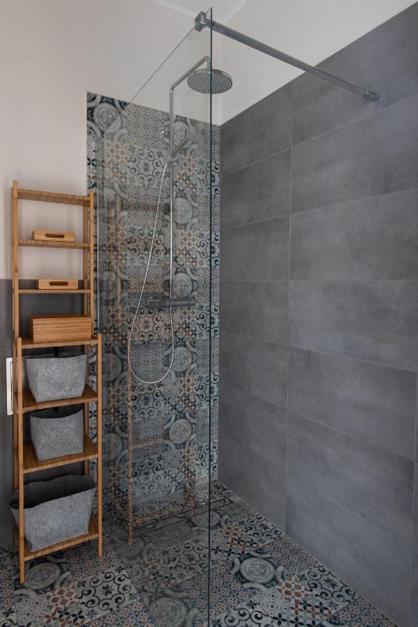 Olives Marina Apartment Гданск Екстериор снимка